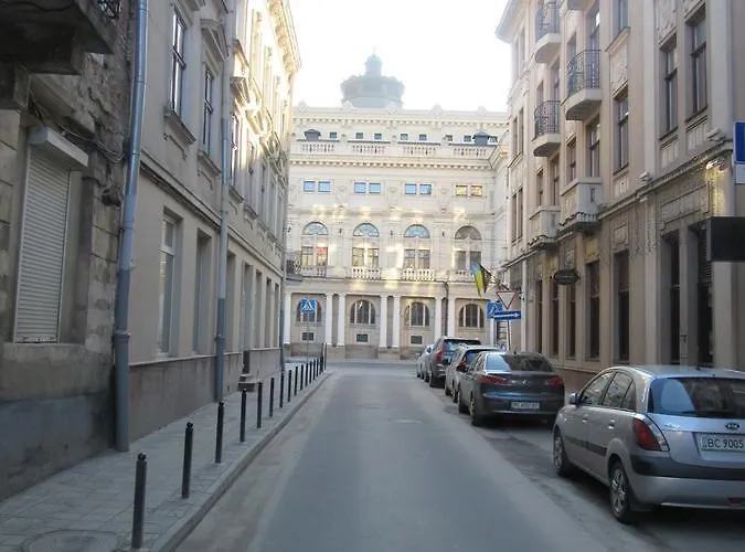 в серці міста лева *